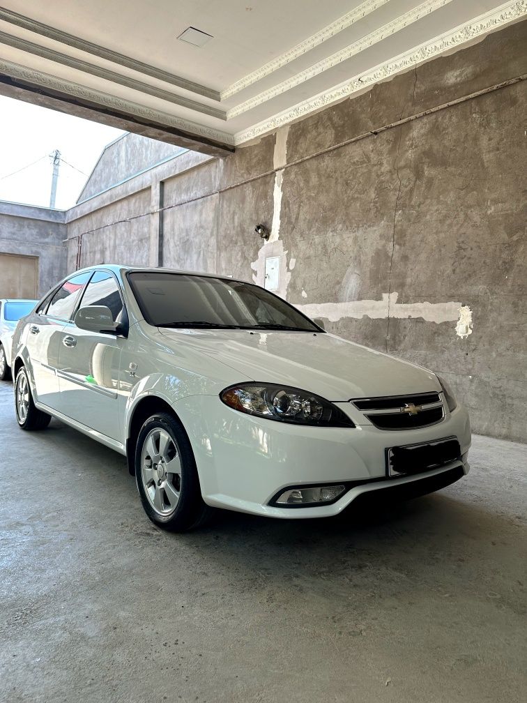 Lacetti  в шикарном состоянии