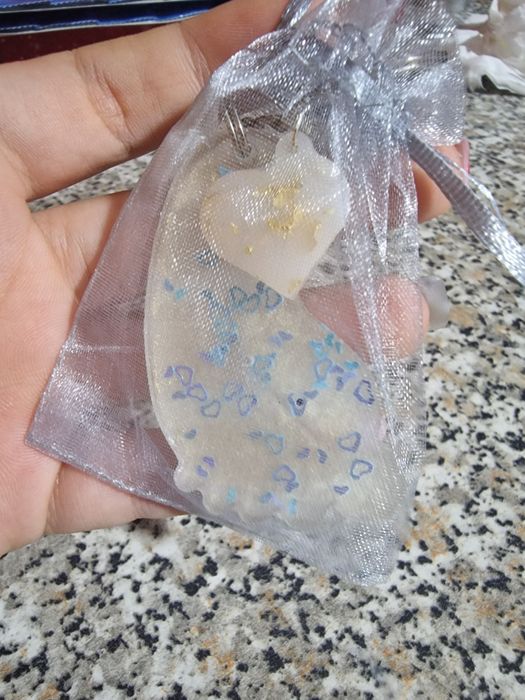 Brelocuri diferite modele