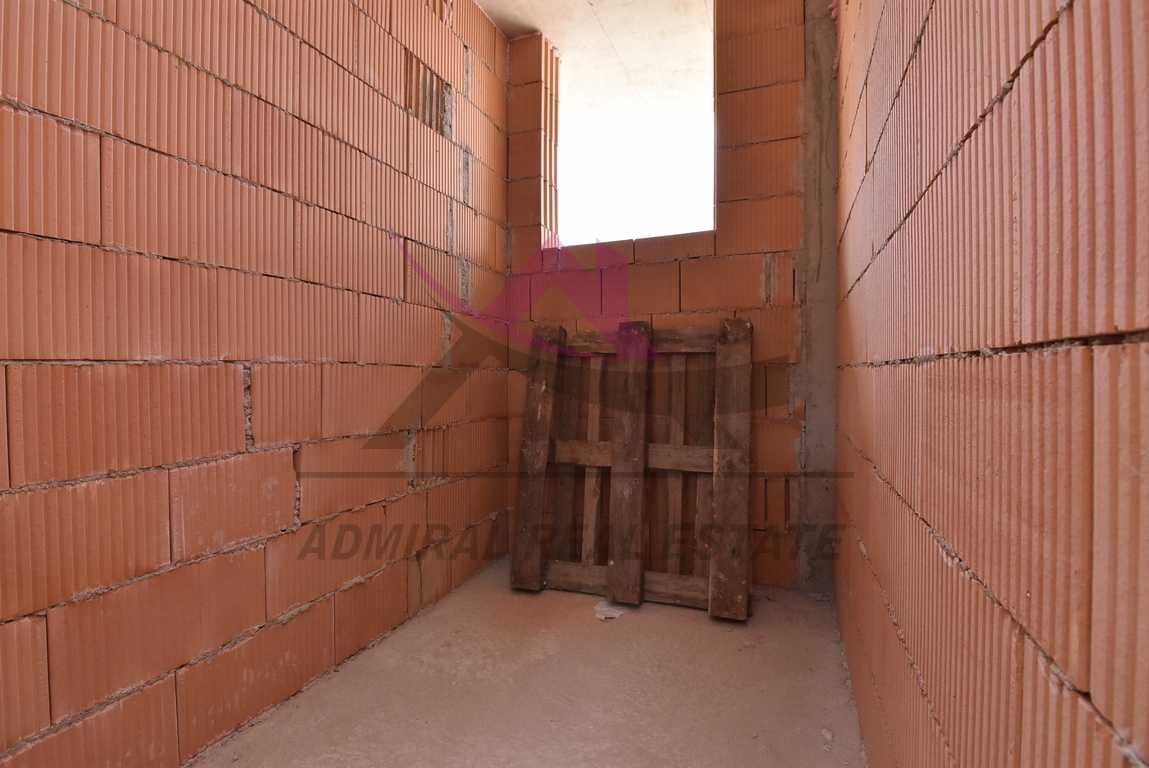 Продава се Тристаен апартамент в Варна, Възраждане 3 - 71 кв.м за 1691 €/кв.м - Снимка #7