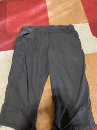 Pantaloni scurti Mammut marimea 42