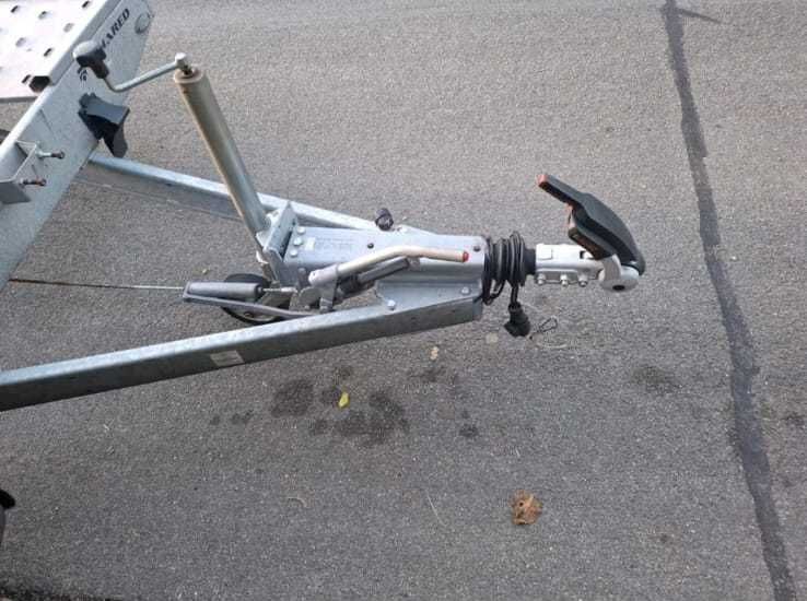 Remorca an 2024 Platforma auto 3 axe platou 8 m 2 masini max aut. 3.5t