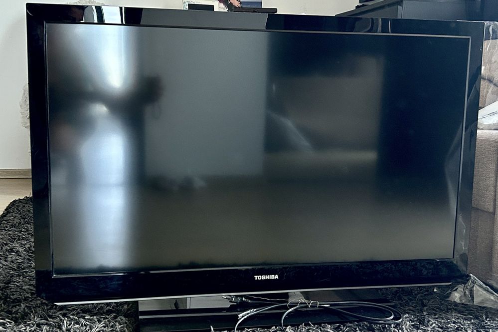LCD Toshiba  42HL833G 107 cm