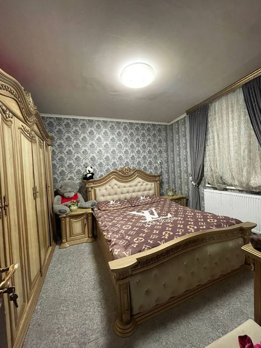 Спалний гарнитур завод