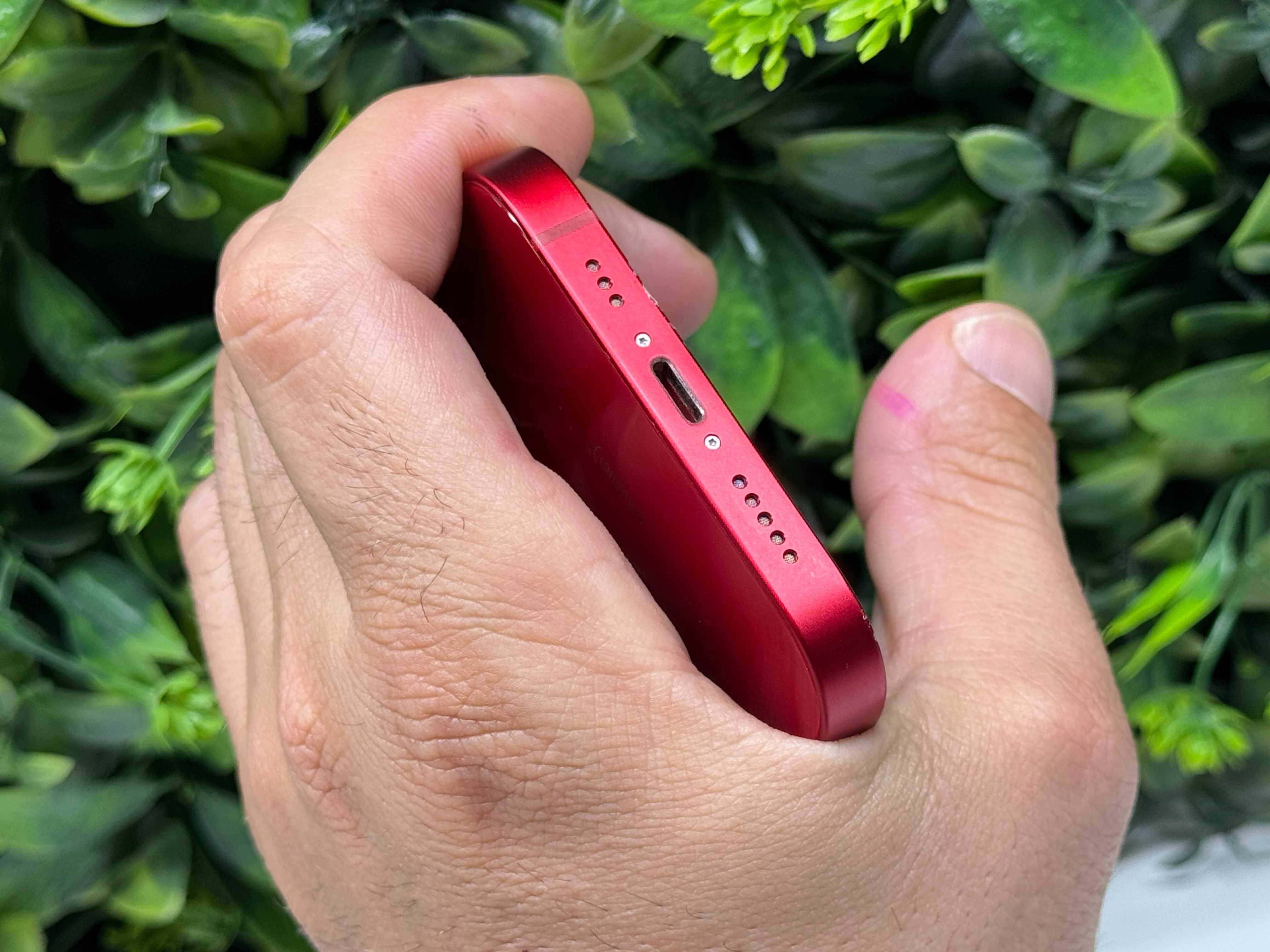iPhone 13 128GB RED 92% battery Гаранция