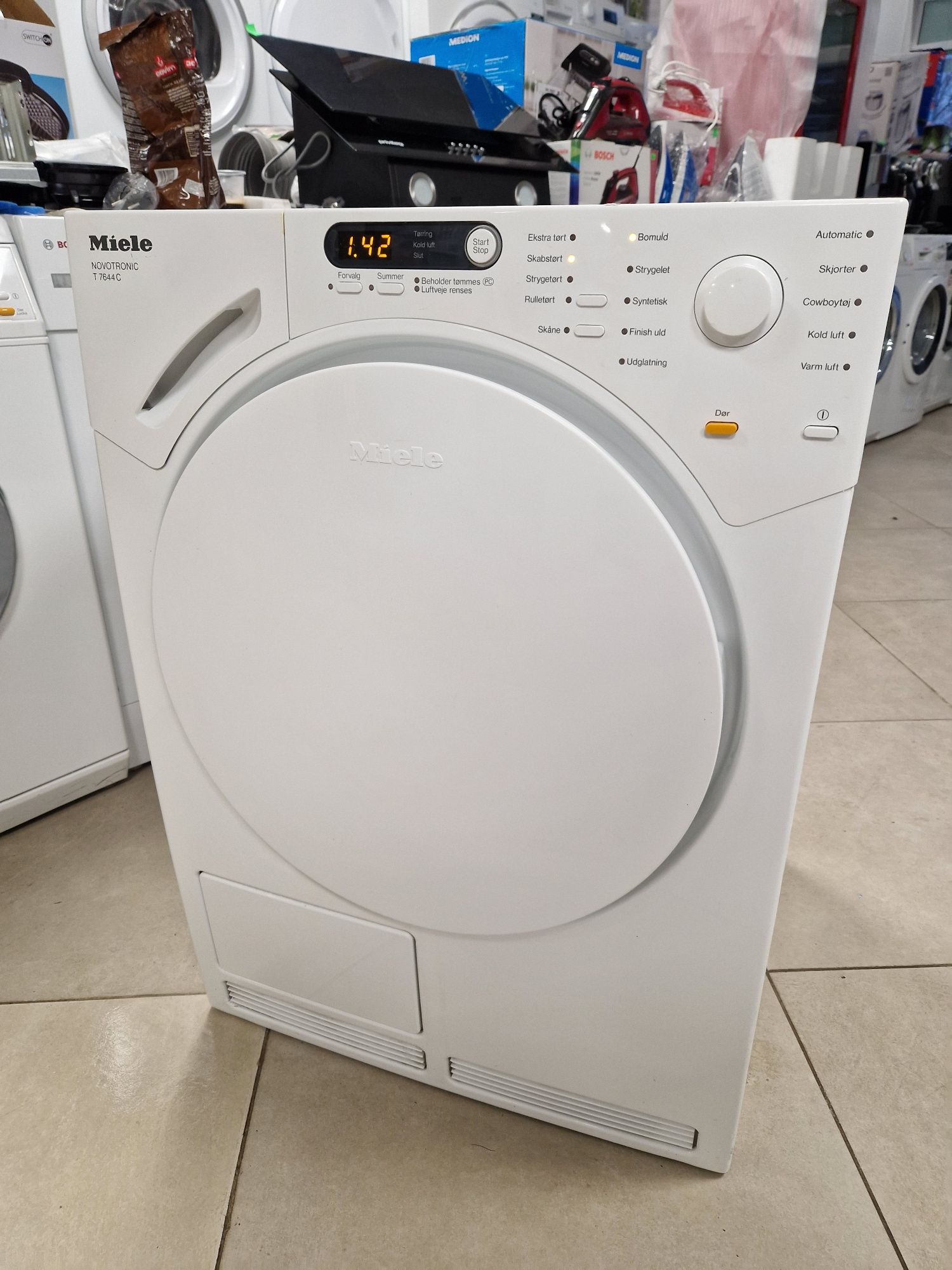 Сушилня MIELE T 7644C Пчелна пита