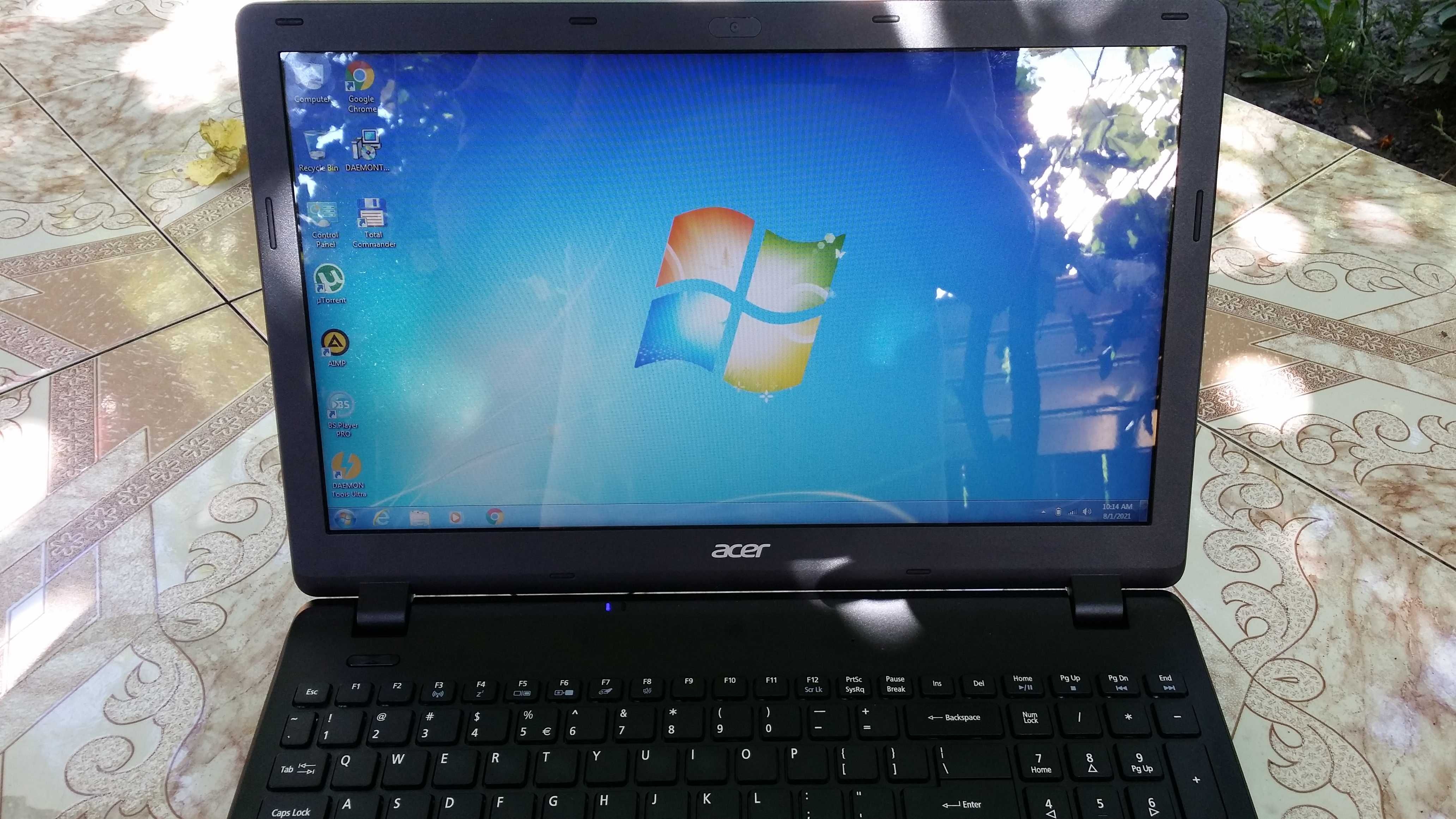 Laptop Acer Aspire impecabil vand/schimb cu telefon