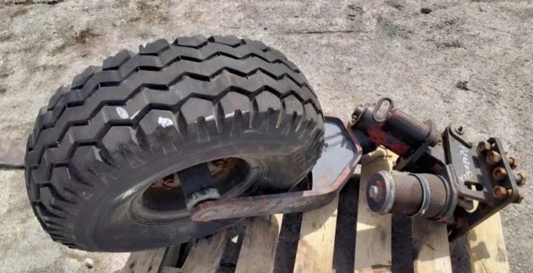 Plug reversibil cu 6 trupite KUHN MULTIMASTER 180 brazde