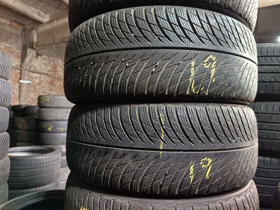 Anvelope MS iarna 225 50 18 Michelin 5.7-6mm