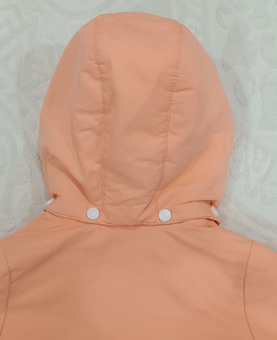 Продам демисезонную куртку