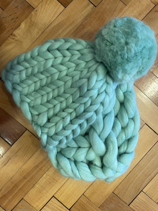 Шапка и шал от мериносова вълна, цвят МЕНТА