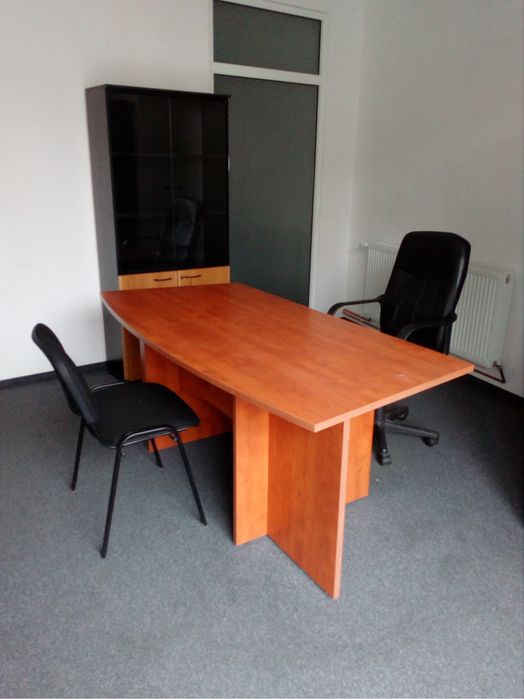 Vand birou directorial