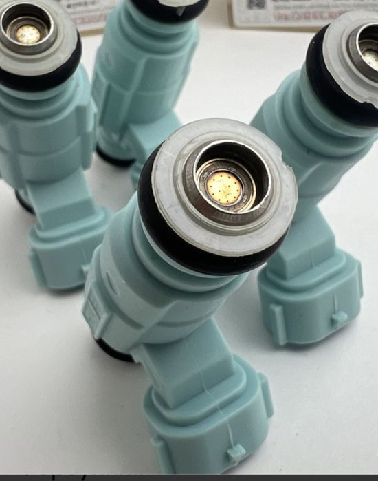 Продам фару и форсунки