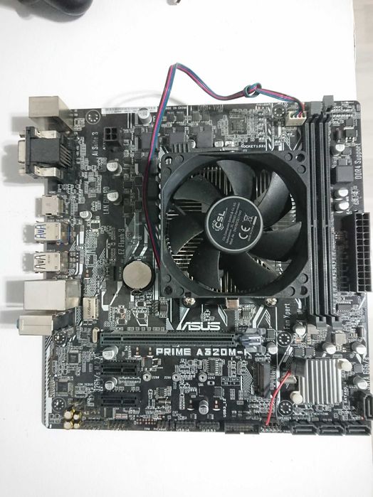 Комплект дъно + процесор: Asus A320M-K + AMD Ryzen 3 2200G с охлаждане