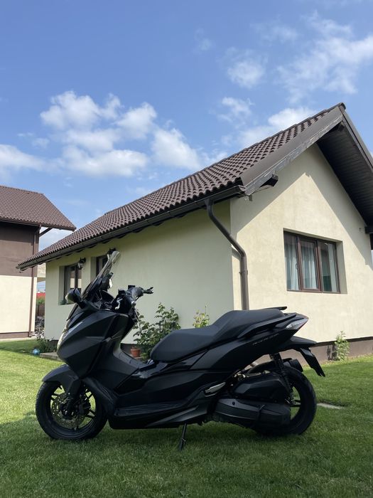 Scuter Honda Forza 125