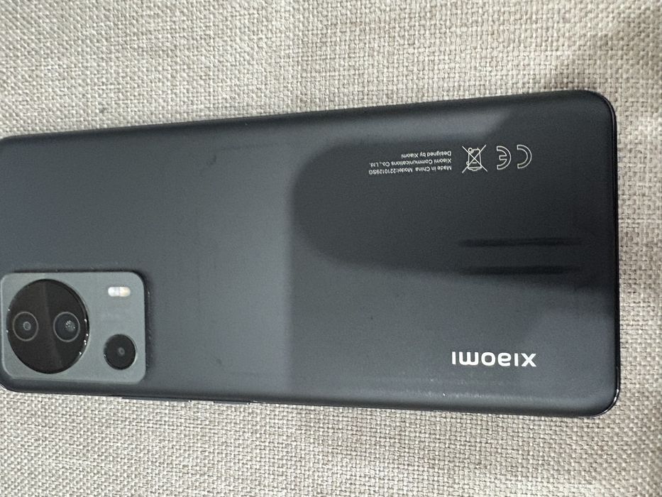 Продам xiaomi 13 lite