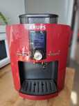 Espressor automat KRUPS EA8255 - 550 Lei - funcționează foarte bine