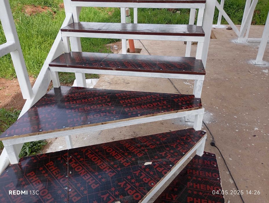 Метални конструкции и мобилни заваръчни услуги