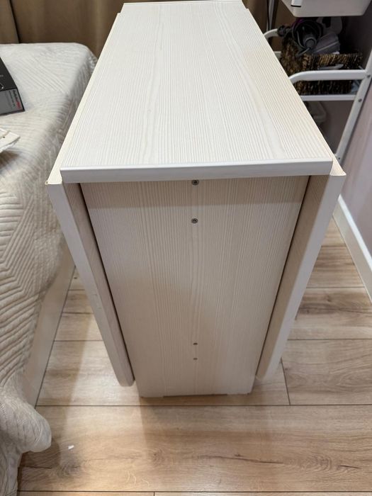 Продаю стол раздвижной