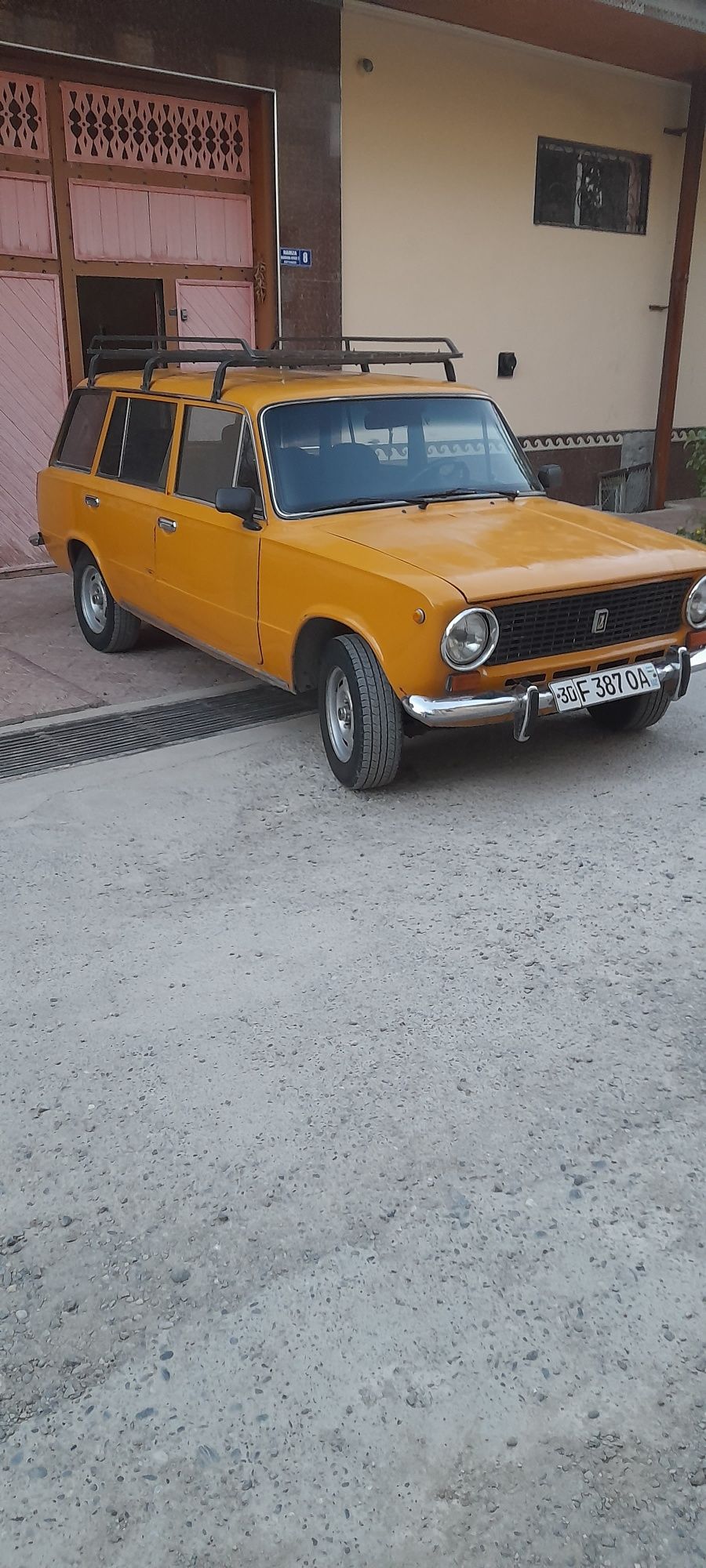 Ваз 2102 сотилади