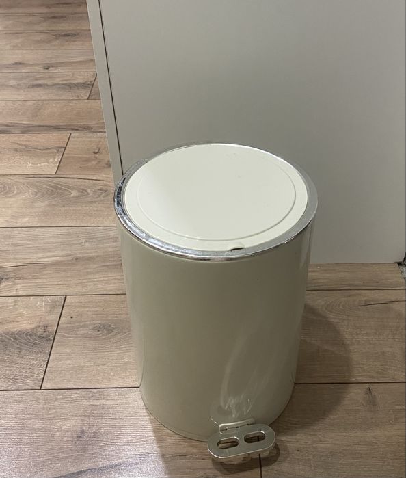 Ведро для мусора