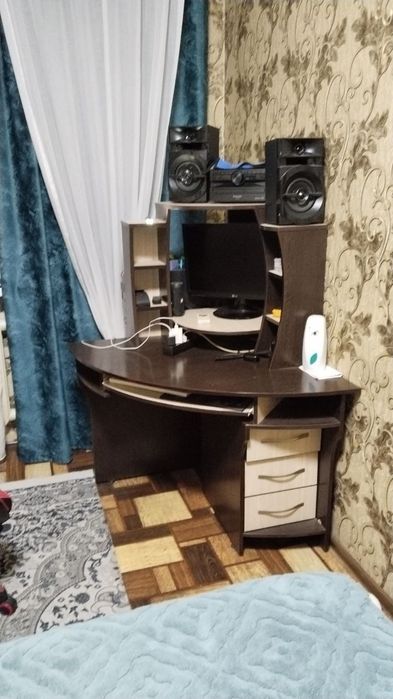 Шкаф диван уголок компьютерный стол