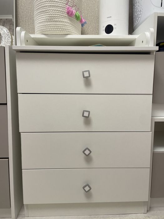 Детский шкаф + пеленальный столик