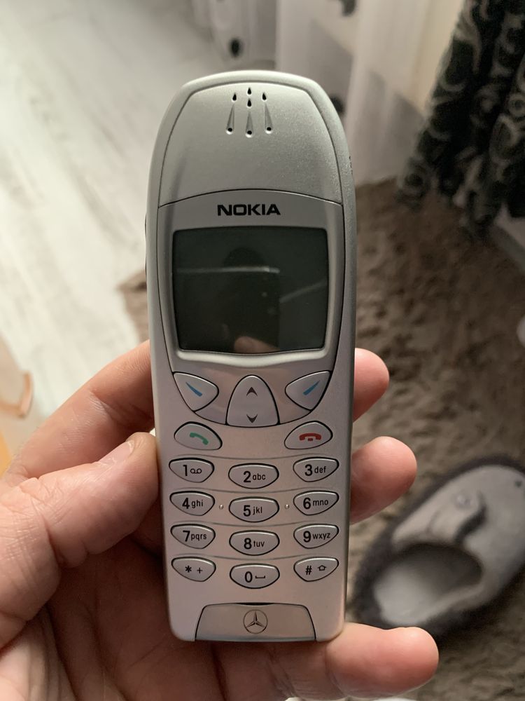 Vand Nokia 6210 in stare foarte buna !