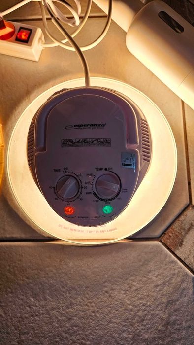 Cuptor cu halogen si convectie Esperanza Quasar EKO003, 1400W 18 litri