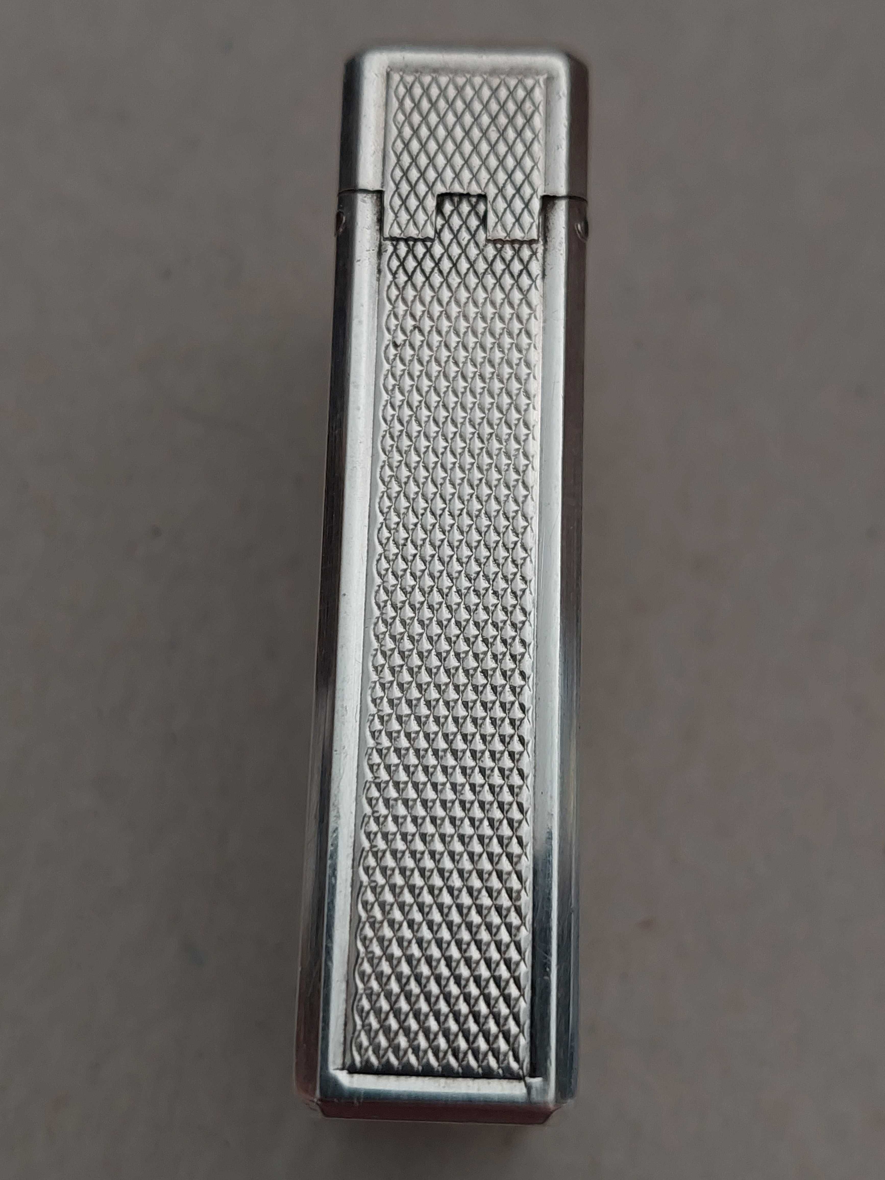 Сребърна  запалка Дюпонд(S.T.Dupont lighter)1963 оригинална кутия