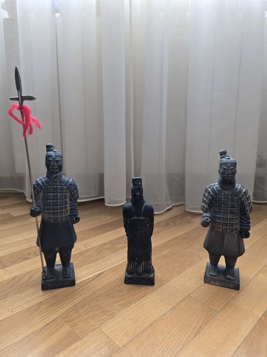 Продаётся Теракотовая Армия Китая