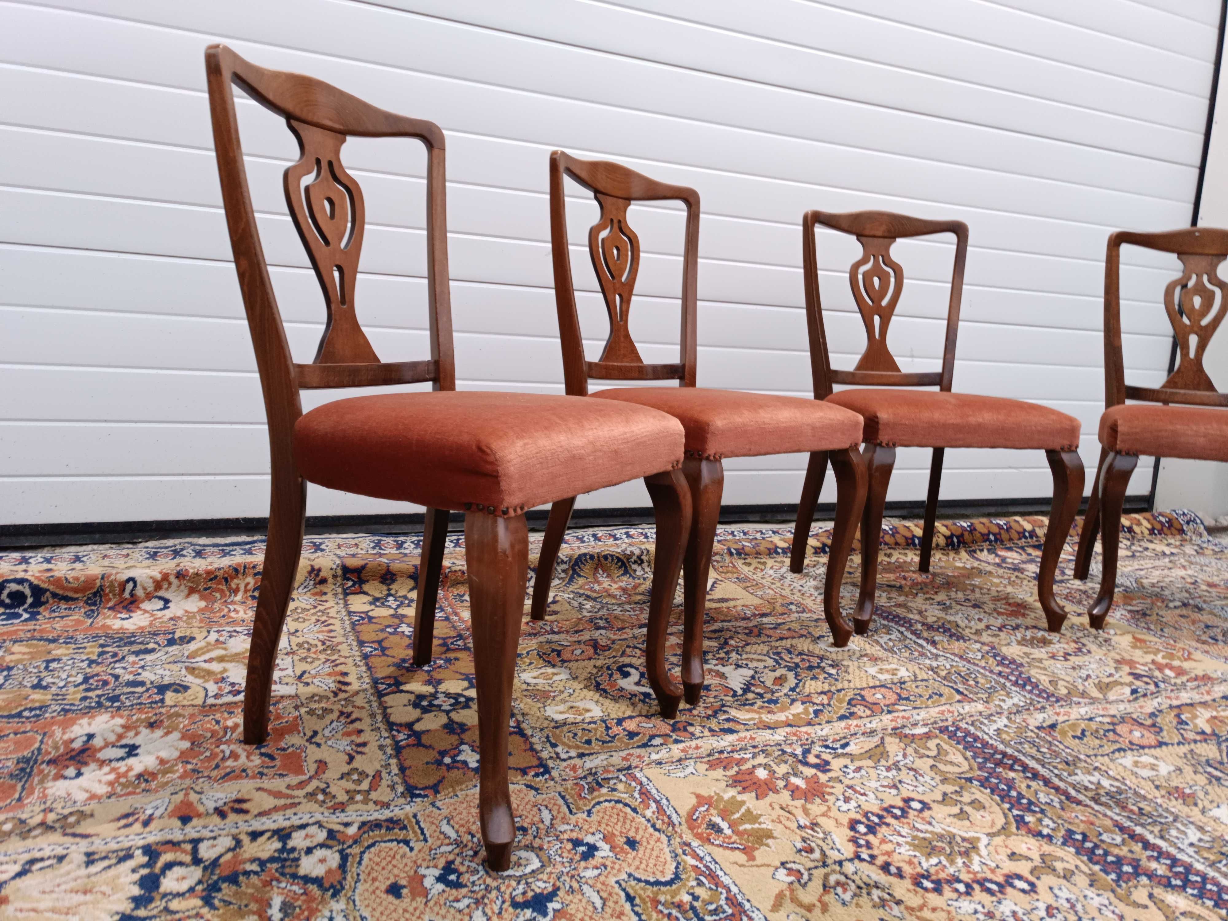 Ретро дървени трапезни столове с извивки. Внос Холандия