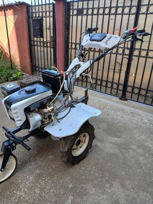 Vand motocultor Bruma 7 cp. benzina.