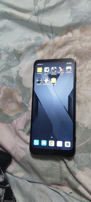 Продам игрофон Black shark 3 телефон