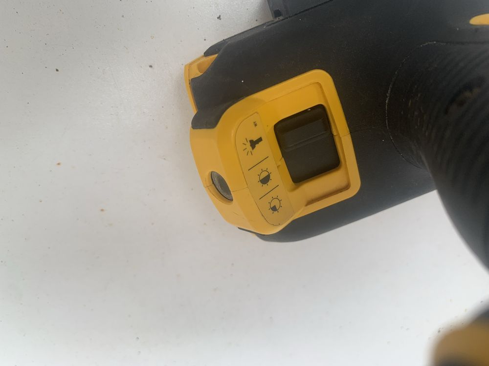 DeWALT DCD 996 /винтоверт/безчетков трискоростен