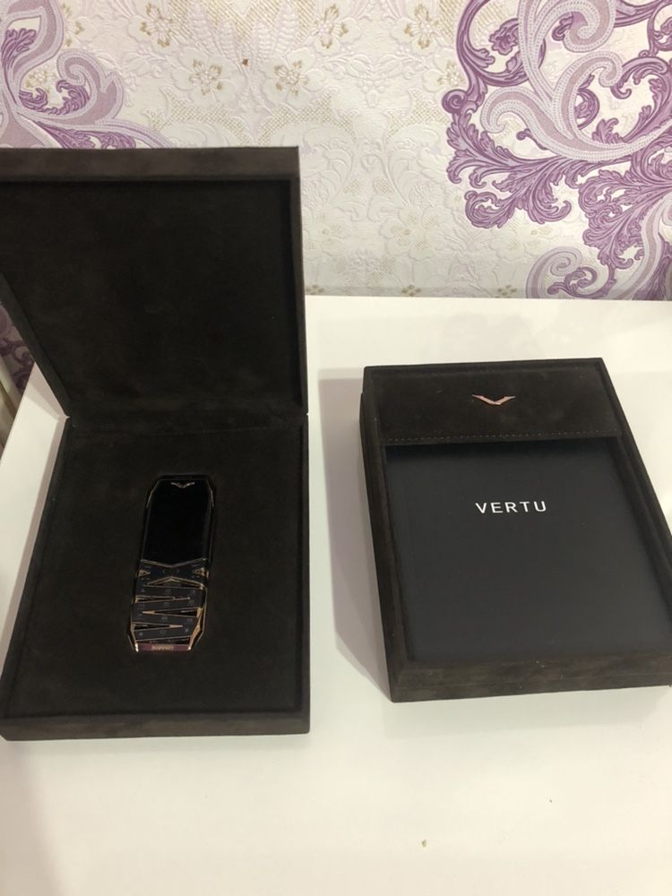 Vertu. Верту