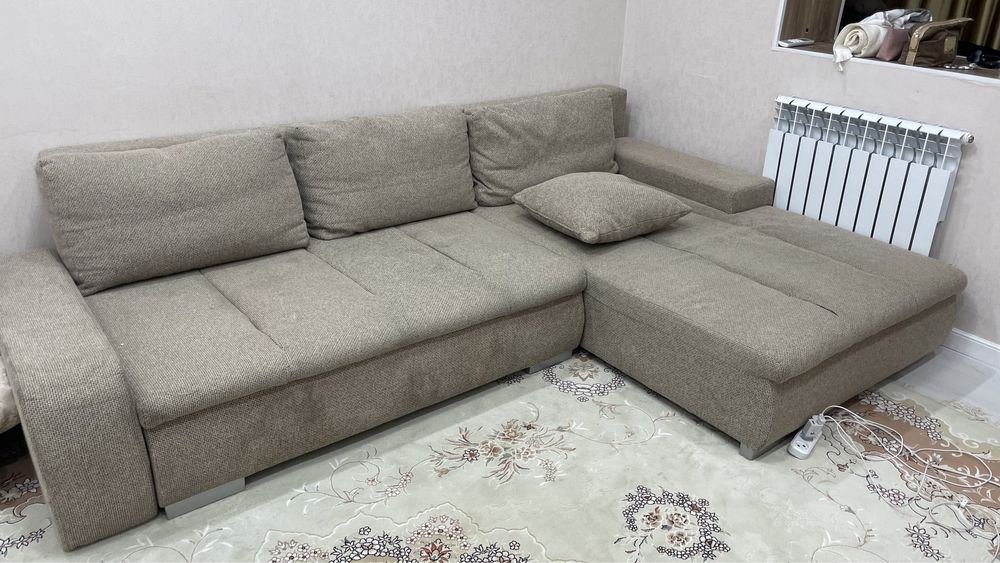 Диван для гостиной