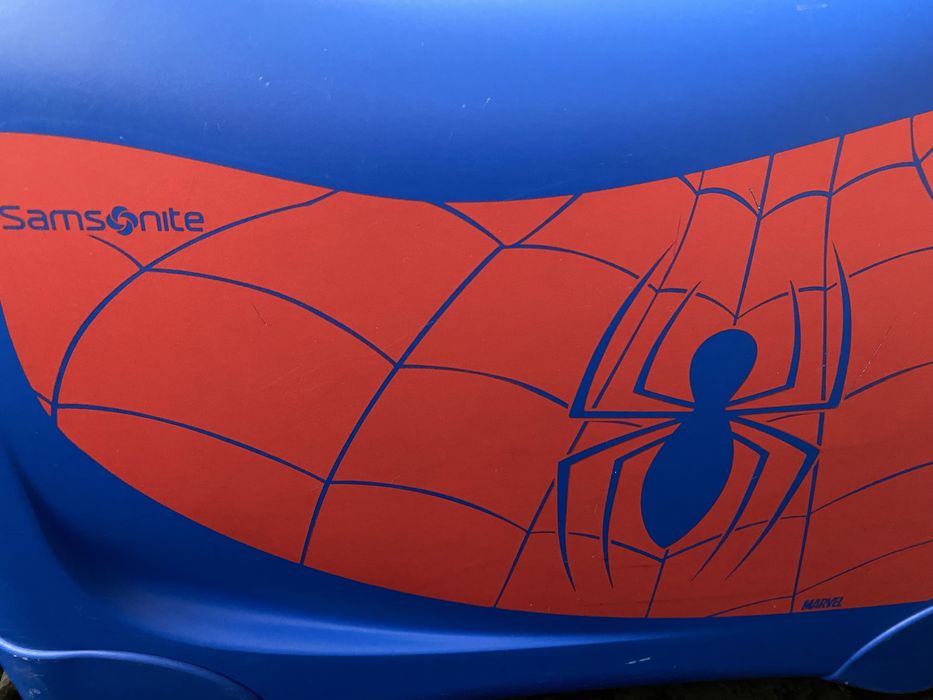 Детски куфар Samsonite Disney