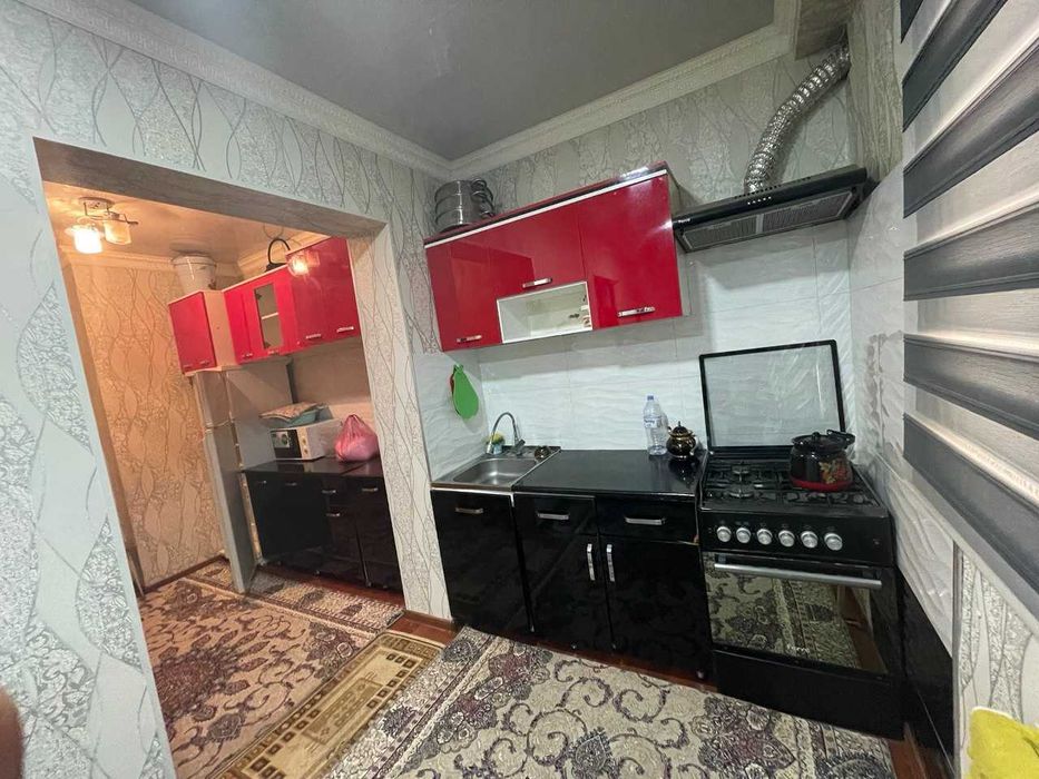 Yangi remont qilingan hamma sharoitlari bor uy sotiladi