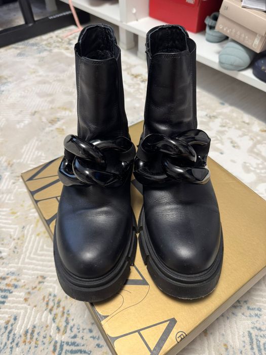 Ghete piele mas 39-40