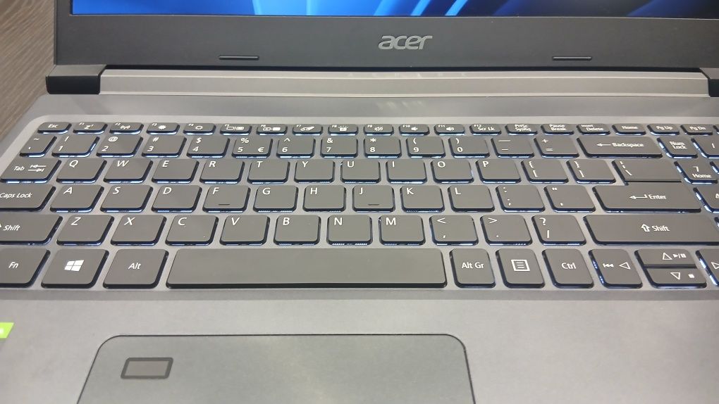 Acer core(TM) i5 10300H A715-75G