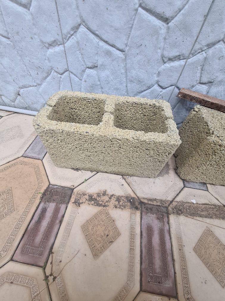 Шлакоблок сары цвет