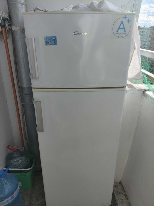 Хладилник Candy class A използван но все още работещ нормално