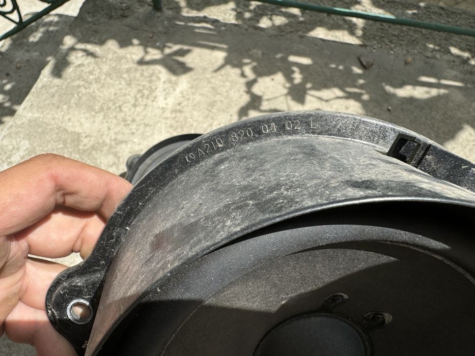 Тонколони на врати за Mercedes CLS W219 05-11 год.