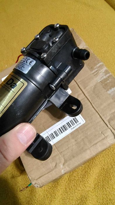 Диафрагмена помпа 12v