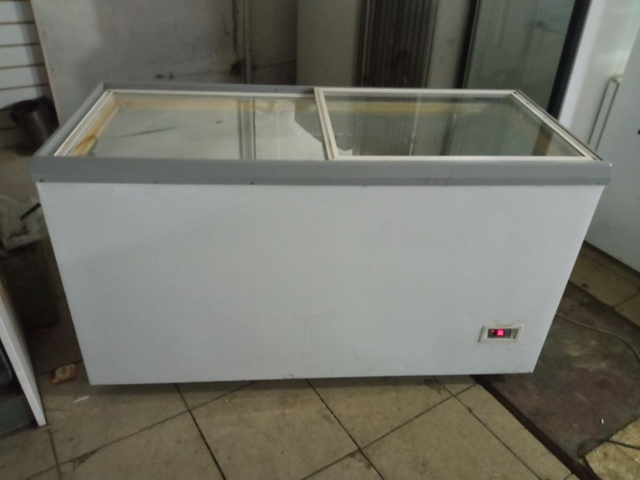Продам морозильник