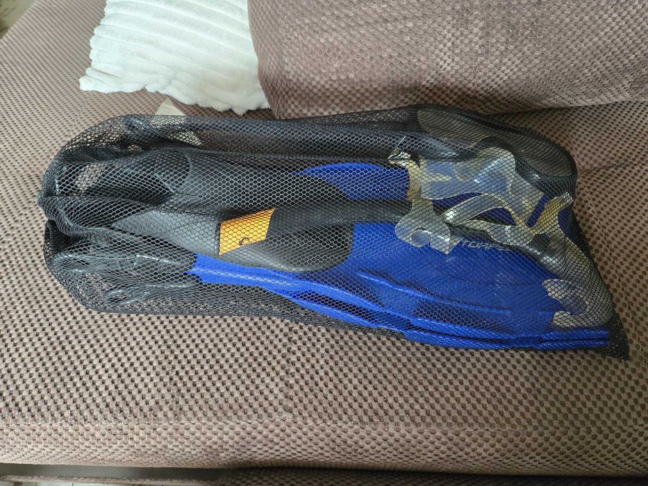 Плавници , шнорхел и маска 35лв.