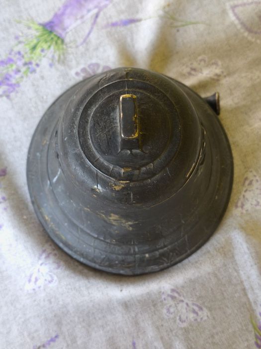 Бронзова камбана