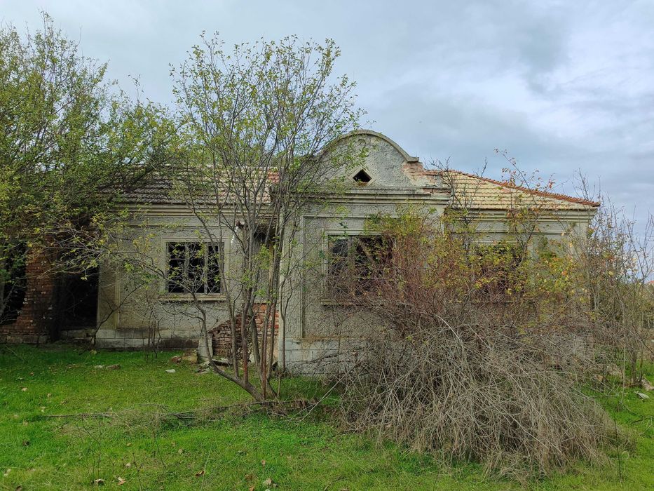 Стара къща във Ведрина