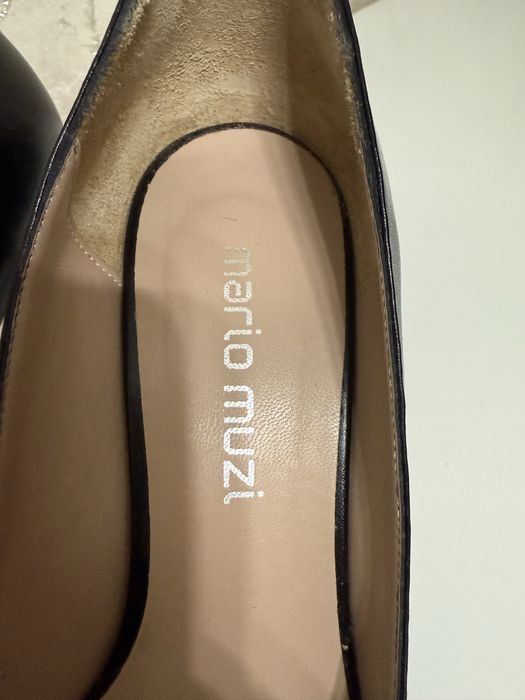 Продам вечерние туфли