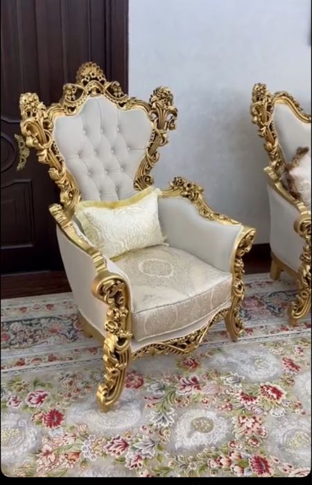 Кресла. Новый год. Трон Деда Мороза.